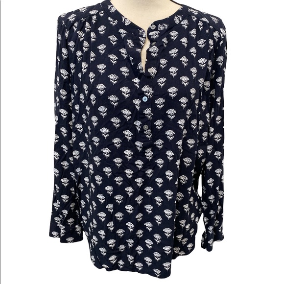 LOFT Tops - Loft blouse